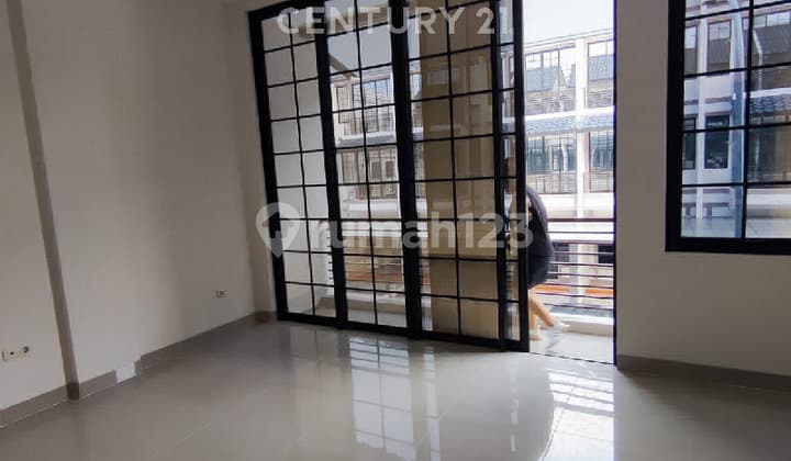 Soho Shophouse Sedayu City Kelapa Gading North Jakarta