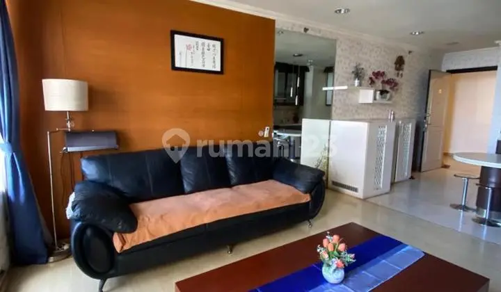"PALADIAN PARK 3BR LOT WIDE WELL-MAINTAINED BUNGALOW/CUT & FILL IN KELAPA GADING"
Explanation of translation:
- "3Kt" = "3 BR" (bedrooms)
- "LT Rendah" = "Lot wide" (wide land/flat lot size)
- "Terawat" = "Well-maintained"
- "Kelapa Gading" as a proper name remains "Kelapa Gading" (specific area in North Jakarta)
- "Th The translation appears to include "Cut & fill based on local low-land condition