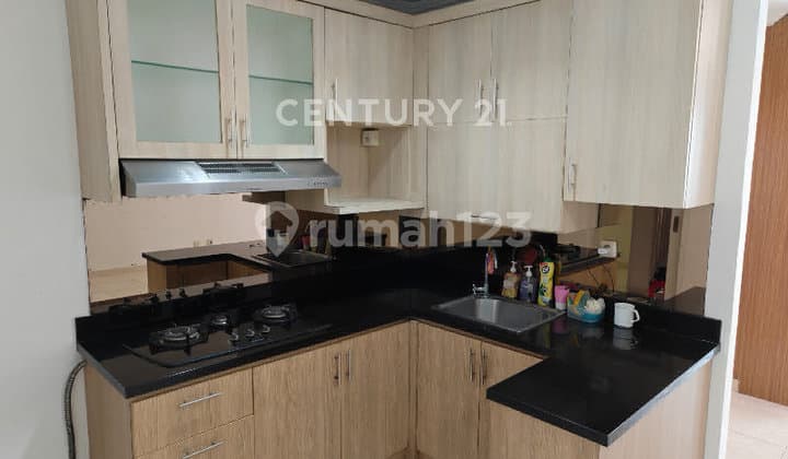 Disewakan Apartemen Semi Furnished Gading Resort Moi