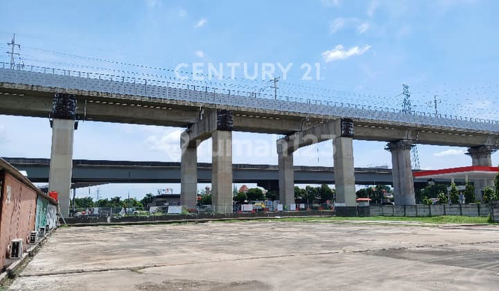 Strategic Commercial Land at the Jakarta Cikampek Toll Road Rest Area
