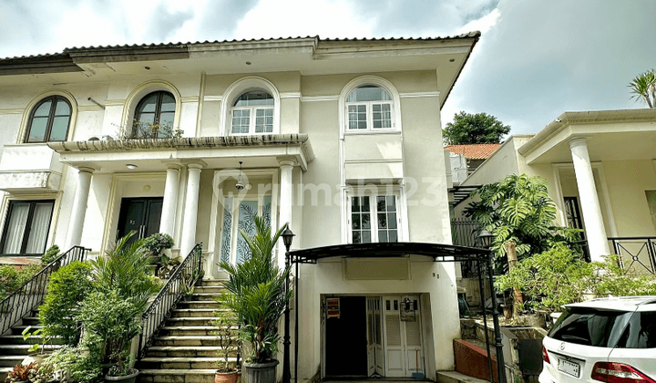 Rumah 3 Lantai Dalam Townhouse Eksklusif Cipete Raya Jakarta Selatan