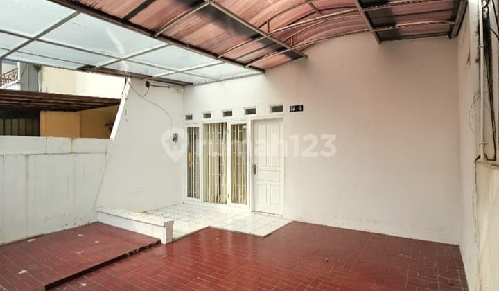 House in Pondok Indah for Sale