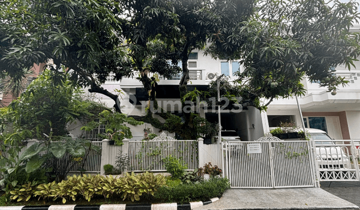 Rumah Bagus di Karang Tengah Tangerang