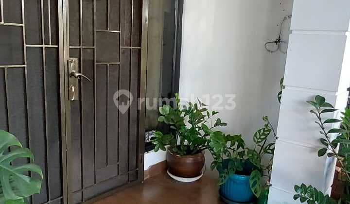 Rumah di Raffleshills Strategis dengan Pusat Pembelanjaan,Tol,Dll
