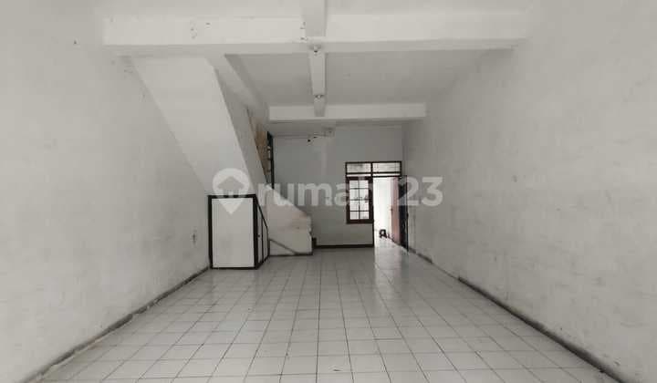 Ruko di Taman Holis Indah 1 2 Lantai