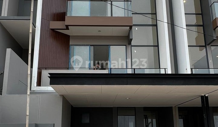 Dijual Rumah Mewah 3 Lantai Cluster Kelimutu Asya, Cakung, Jakarta Timur, 027