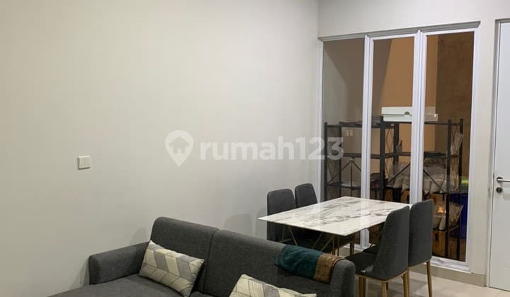 Rumah Eksklusif Plus Attic Wisteria Anthia Jgc, Cakung, Jakarta Timur, 028