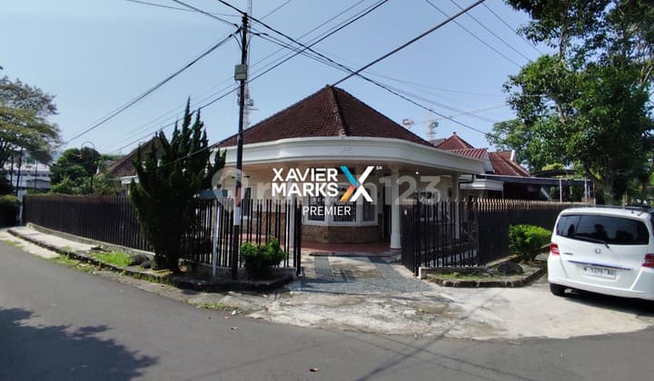 Rumah Klasik Strategis di Area Jl Sarangan, Lowokwaru - Malang