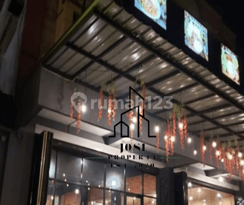 Ruko di Solo Baru, Surakarta