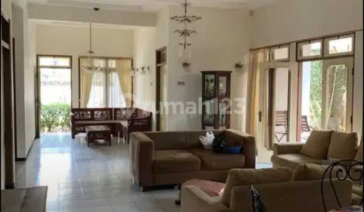 Disewakan Rumah Luas Strategis Siap Huni di Serengan Solo