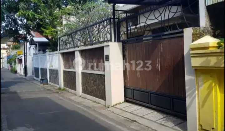 Rumah Bagus Laweyan Furnish Siap Huni