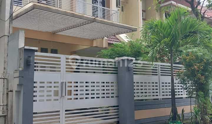 Rumah Mewah Furnish Solo Baru