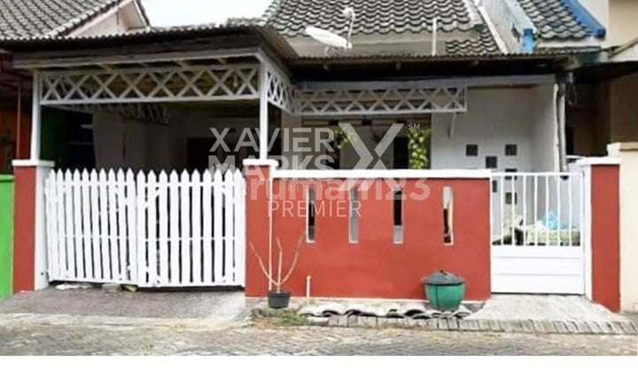 Rumah Sangat Terawat di Mondoroko Regency Singosari Malang Id256