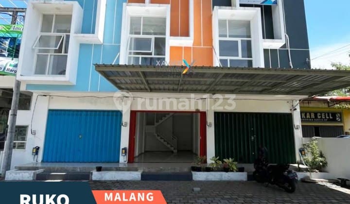 Ruko 2,5 Lantai Baru Modern di Tlogowaru Kedungkandang Malang