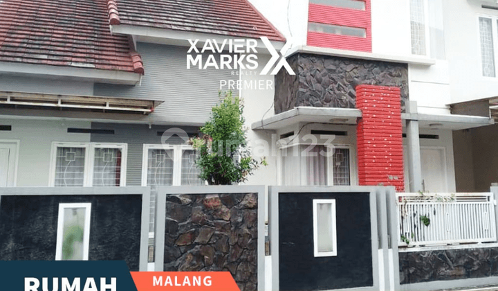 Dijual Rumah Bersih Terawat 2 Lantai 4 Kamar Semi Furnished Perumahan Borobudur Agung Barat Lowokwaru Malang