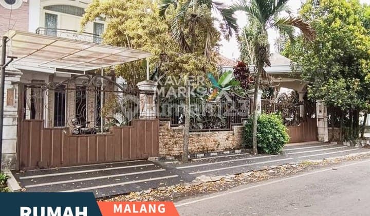 Rumah Hook Terawat di Jalan Pulau-Pulau, Klojen Kotamadya Malang