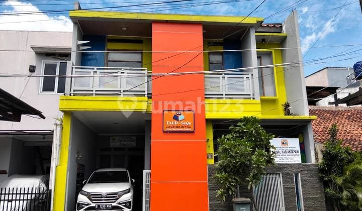 Rumah Bagus 2 Lantai Siap Huni SHM, di Antapani