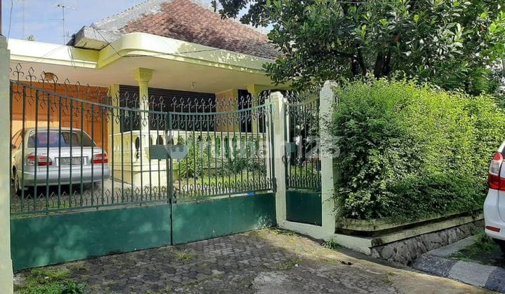 Rumah Luas Siap Huni SHM, di Sadang Serang Coblong