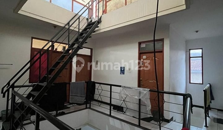 For Sale: Boarding House in Sayap Pahlawan Surapati Sukaluyu Bandung, 15 Bedrooms, Price 975 Million.