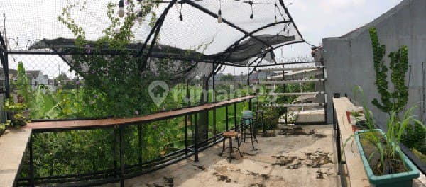 Rumah Modern 2 Lantai Siap Huni SHM, di Arcamanik