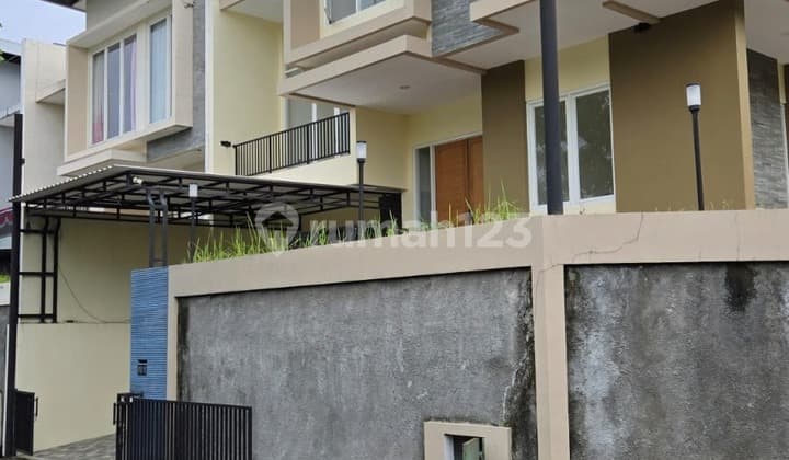 Rumah Premium Siap Guna di Panorama Candigolf Tembalang