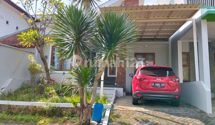 Disewakan Rumah Nyaman Graha Taman Bunga Bsb ( Dekat Danau )