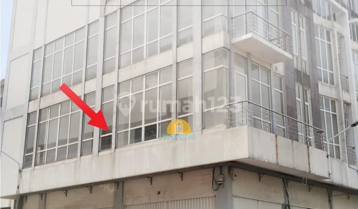Disewakan Ruko Bizpark Lokasi Strategis (berada Di Kawasan Perkantoran) Di Semarang Barat
