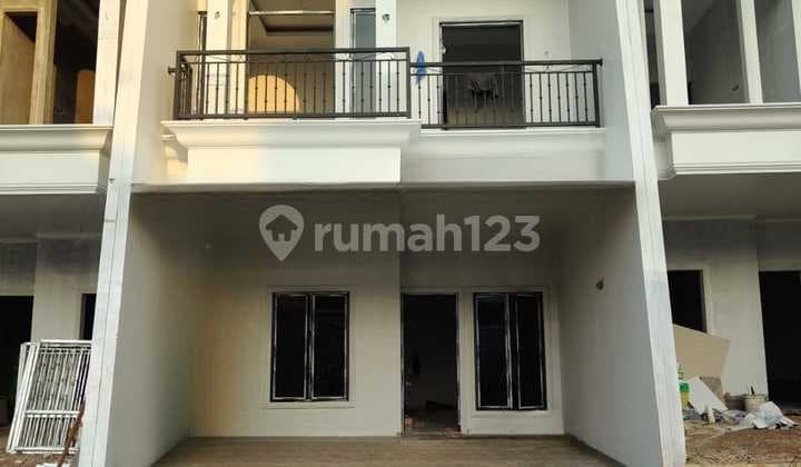 Dijual Rumah Baru Design Classic Modern Lokasi Kalisari Jaktim