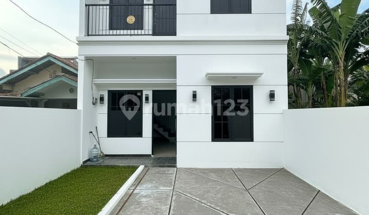 Dijual Rumah 2 Lantai Lokasi Jagakarsa Jaksel