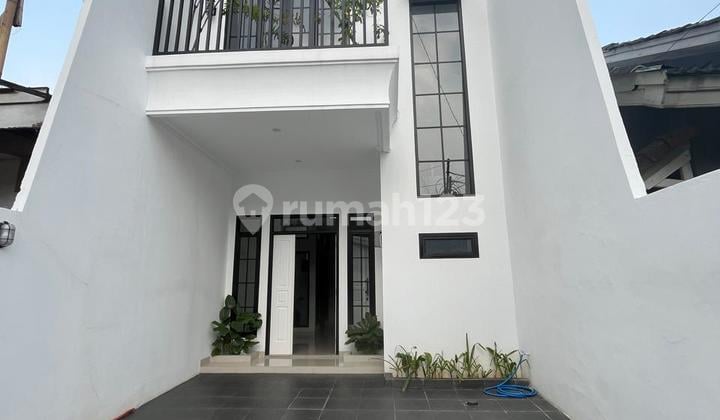 Dijual Rumah Baru Design Modern Classic Megapolitan Cinere