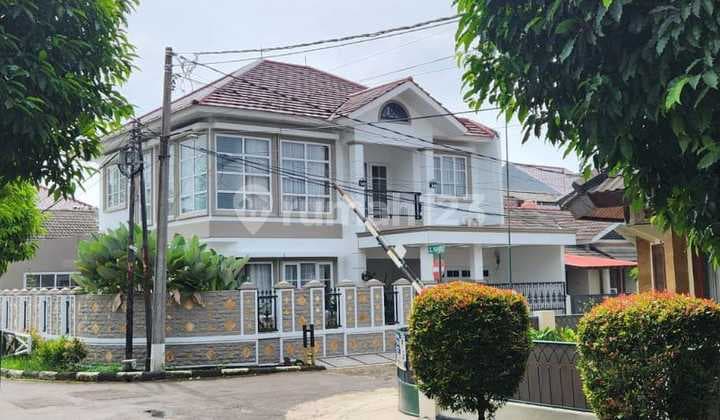 Dijual Rumah Posisi Hook Semi Furnished Pamulang Estate Tangsel