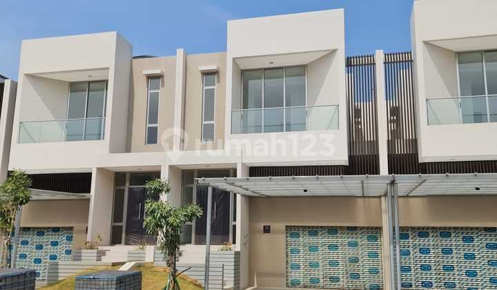 For Rent Manhattan House Pik2 Size 8X25 Rare Available Cheapest