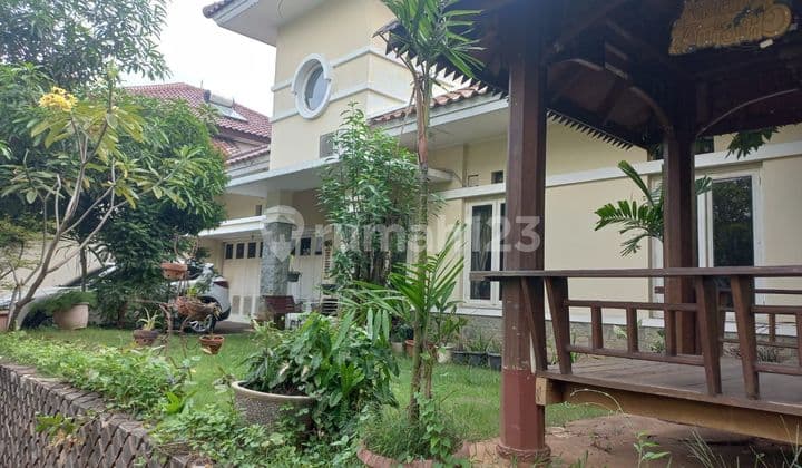 Akses Mudah, Lokasi Nyaman - Rumah Di Hoek Impian