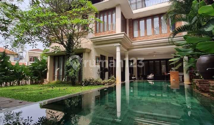 Luxury House Dalam Perumahana Eksklusif Di Sektor 9