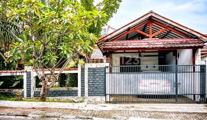 Rumah Hitung Tanah Siap Deal di Komplek Puri Cinere
