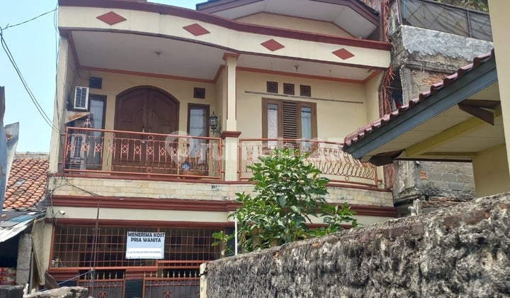 For Sale: 11-Room Boarding House on Jl. H. Soleh, South Sukabumi, Kebun Jeruk Subdistrict, West Jakarta.