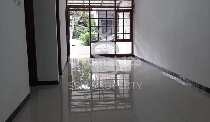 For Sale Minimalist House in Taman Kopo Indah 2, Bandung City