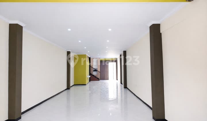 Di Jual Ruko 3 Lantai Siap Huni Mainroad Terusan Jakarta ( Antapani ) Bandung