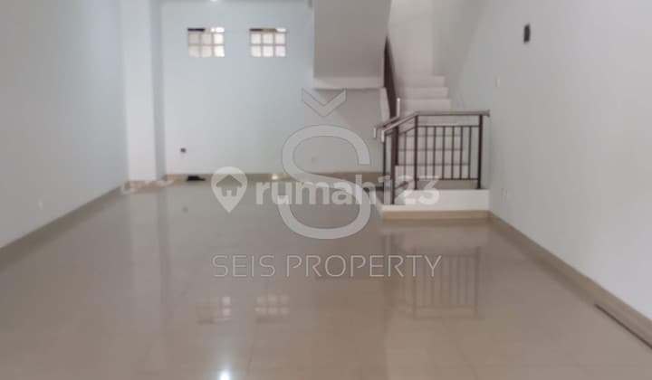 Disewakan Ruko 2 Lantai Siap Pakai di Holis Regency Kota Bandung