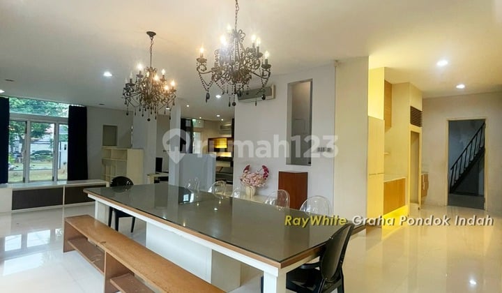 Dijual Rumah Bagus 3 Lantai Di Pondok Indah Jaksel