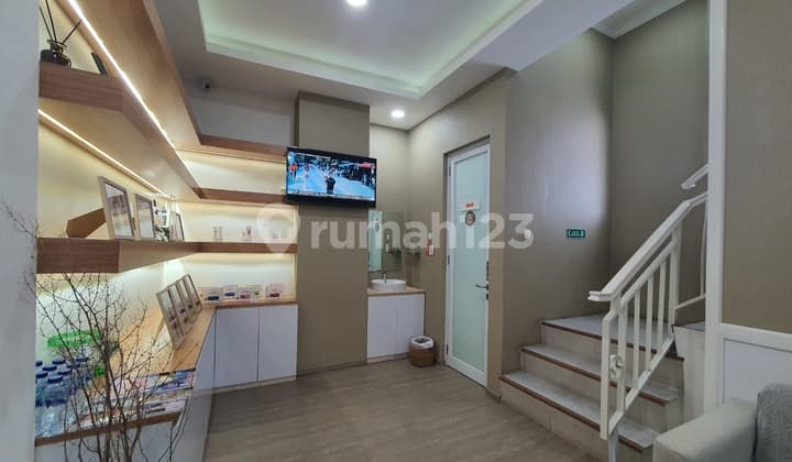 Dijual Ruko Bagus Ex Klinik Kecantikan ITC Permata Hijau, Jaksel