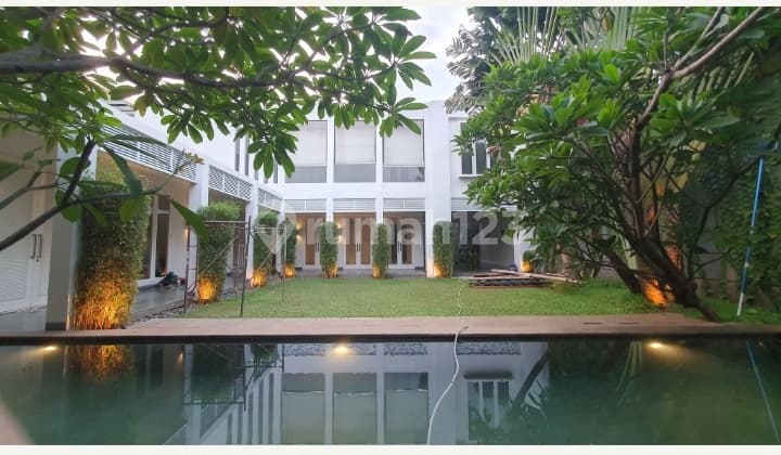 Dijual Rumah Bagus Semi Furnished Cilandak, Jaksel