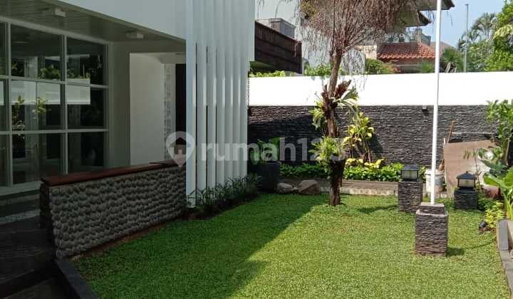 Disewakan Rumah Siap Huni di Sekolah Duta Pondok Indah(Yn)