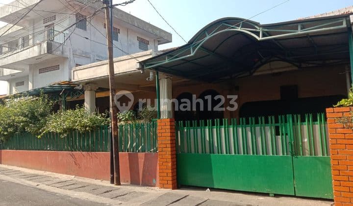 For Sale House in Matraman Dalam, Menteng (yn)