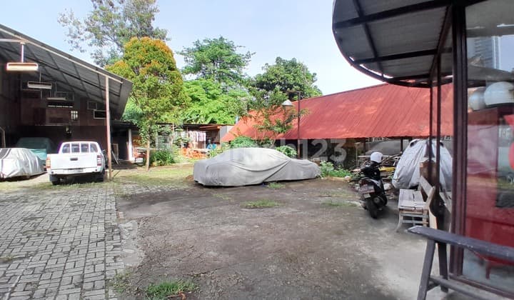 For Rent/Sale Ex Restaurant & Showroom And Workshop In Bangka, Kemang (ir)