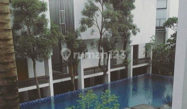 Rumah 2 Lantai Townhouse Modern Minimalis di Kemang Timur (IR*)