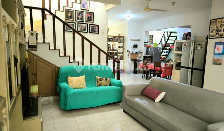 Rumah 2 Lantai Perumahan Bumi Karang Indah Lebak Bulus. Murah