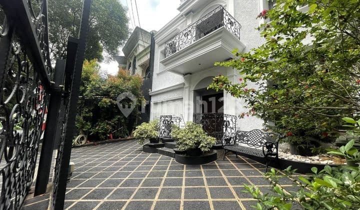 Luxury 2-Story House in Pondok Indah. Ready to Move In at an Affordable Price