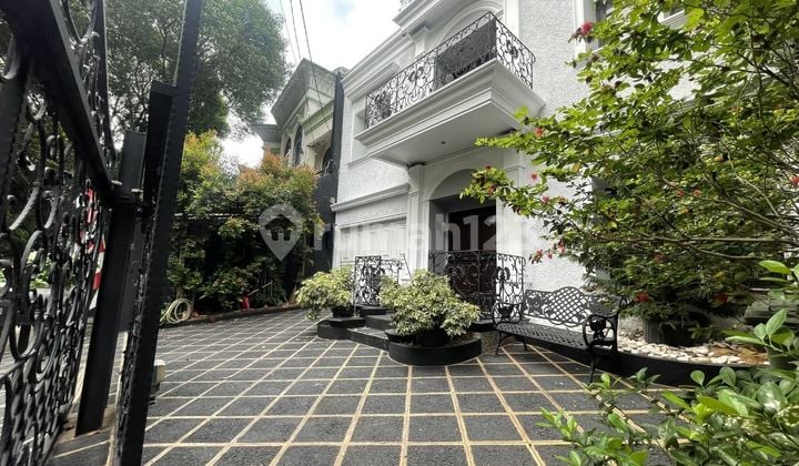 Rumah Mewah 2 Lantai di Pondok Indah. Siap Huni Harga Ekonomis