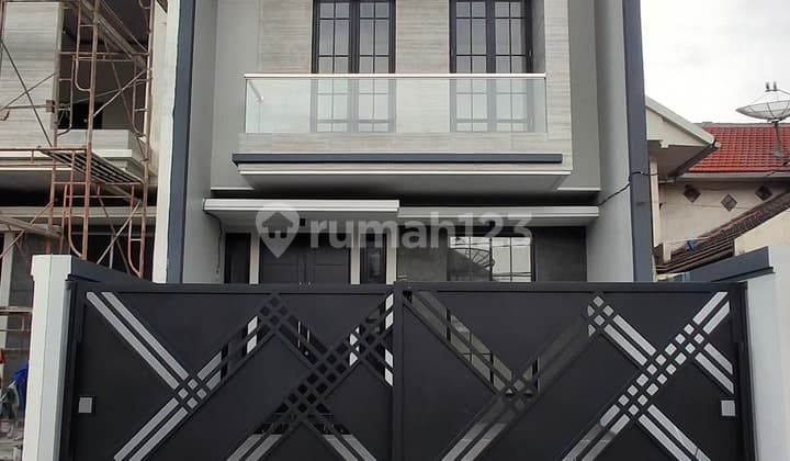 Modern Minimalist House in Central Manyar, Surabaya City. Move-in Ready